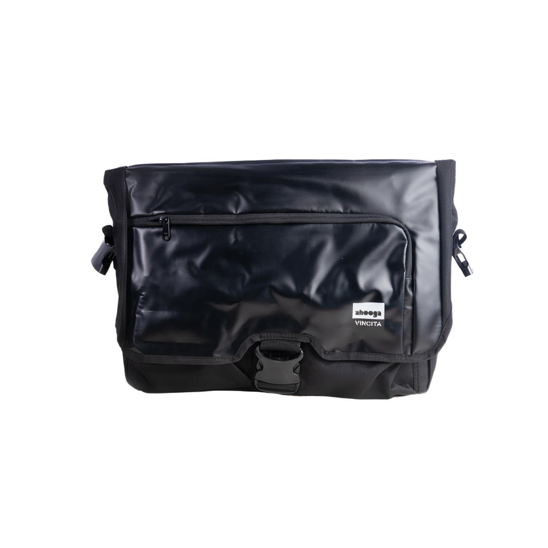 Ahooga x Vincita (Laptop) Tasche