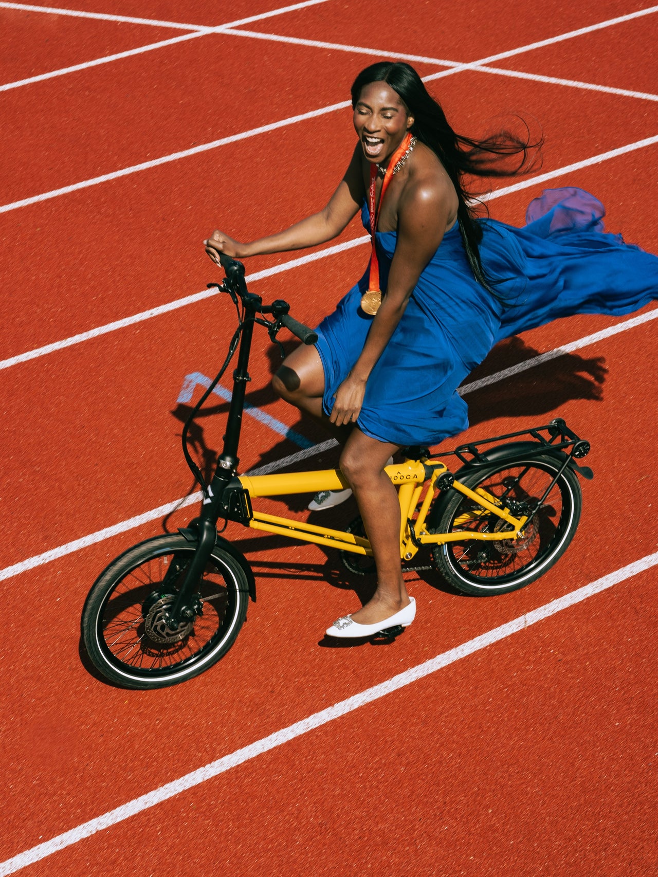 <span class="text-pink-dark"> LASSEN SIE SICH ÜBERRASCHEN</span>